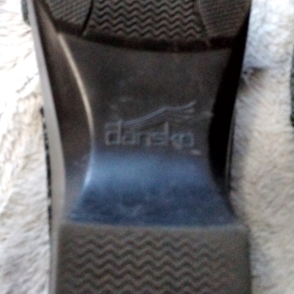 Dansko Sophie Leather Snake Skin Double Buckle Sandal/Slide.   Size 6.5 (37) - Picture 8 of 8